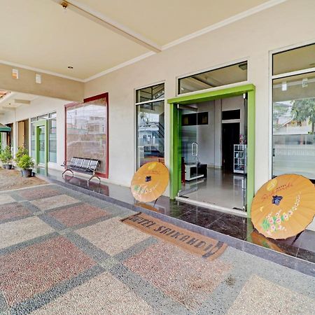OYO 90347 Hotel Srikandi Syariah Tasikmalaya Bagian luar foto