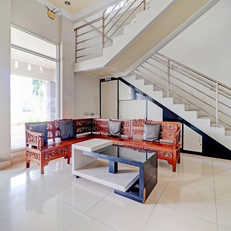 OYO 90347 Hotel Srikandi Syariah Tasikmalaya Bagian luar foto