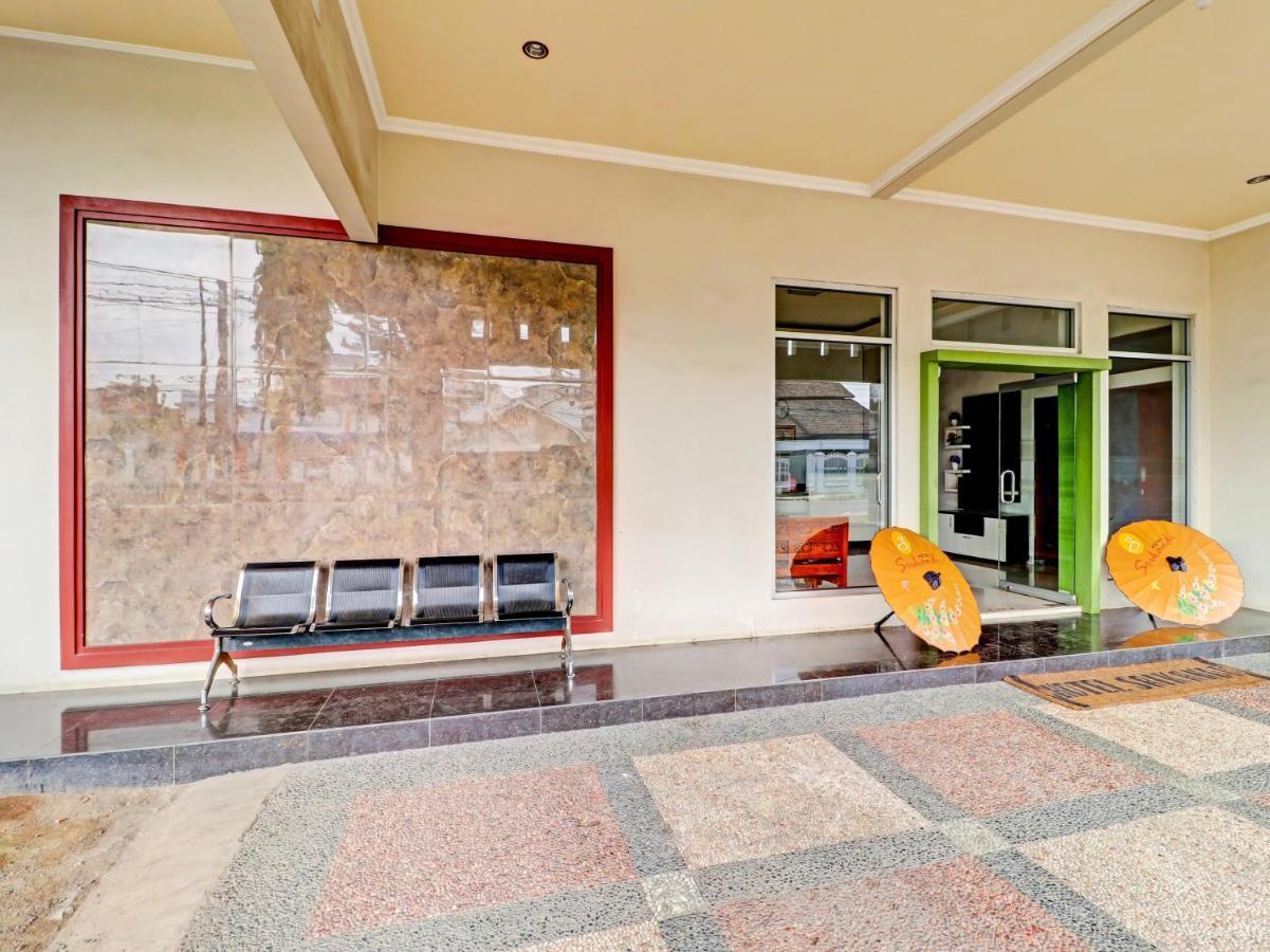 OYO 90347 Hotel Srikandi Syariah Tasikmalaya Bagian luar foto