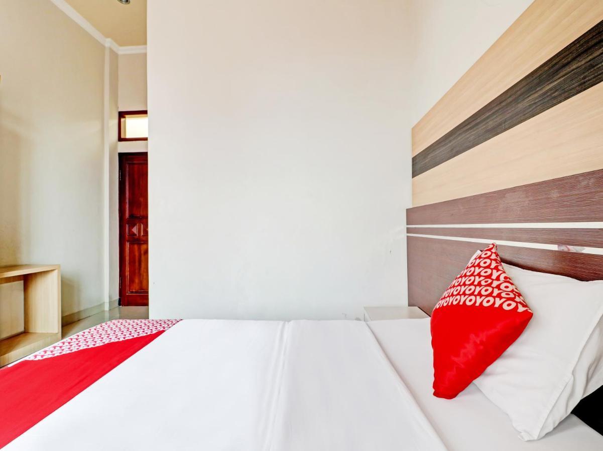 OYO 90347 Hotel Srikandi Syariah Tasikmalaya Bagian luar foto